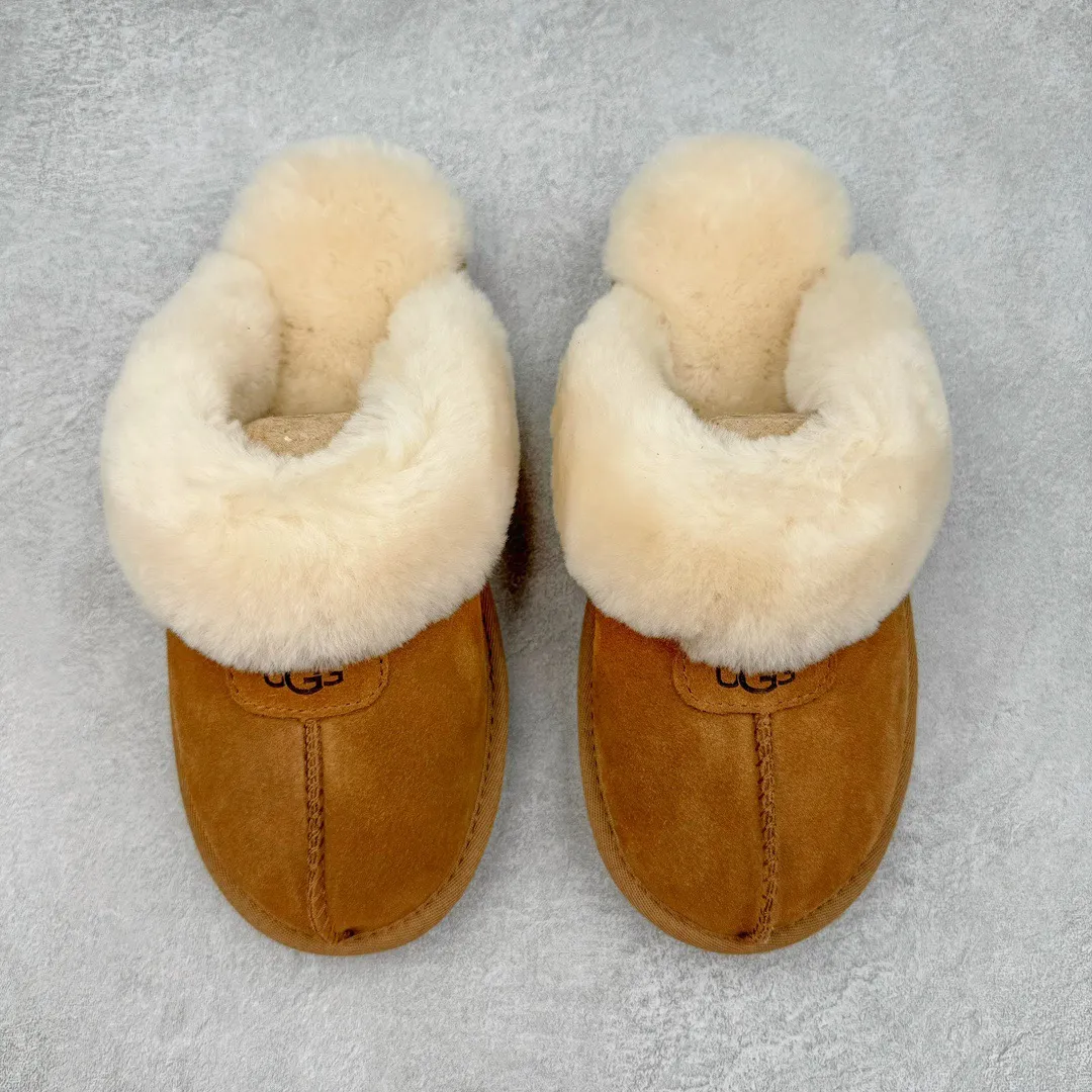 Pick up locally 💰 400 UGG slippers 5125 Star drag autumn and winter sheep fur integrated snow boots. All shoes are made from the same factory as ZP. Longfeng A-grade Australian imported sheep fur integrated brand OEM production line fully follows the ZP process flow. OEM original pattern maker adheres to the principle of no original shoes and no development selection. Pay attention to every detail. The most authentic version on the market TREADLITE "Light Wing" technology outsole Lightweight/durable/flexible/pile size: 35 36 37 38 39 40 Coding: by2936040
